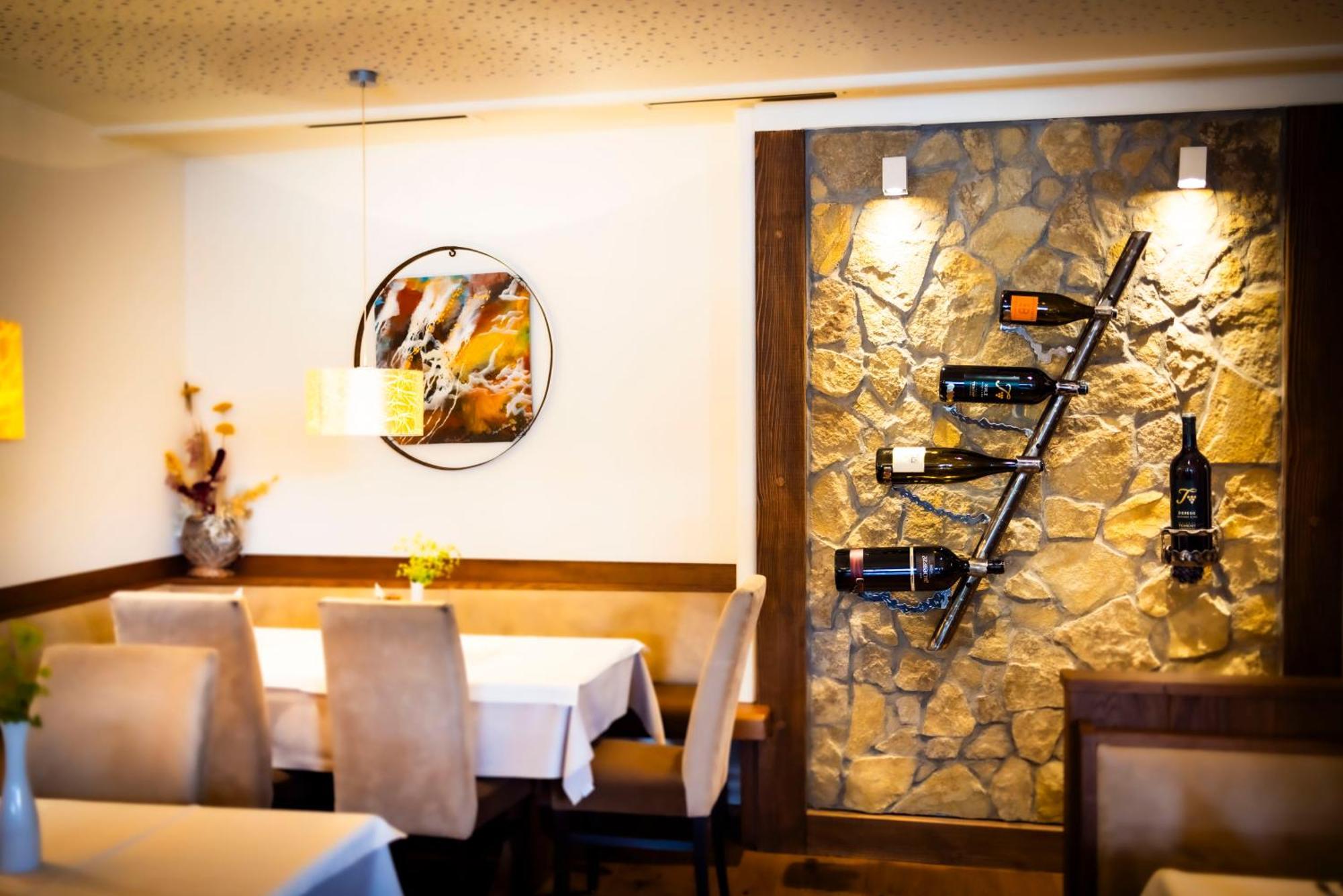 Der Thaller - Wirtshaus - Restaurant - Hotel Anger  Exteriér fotografie